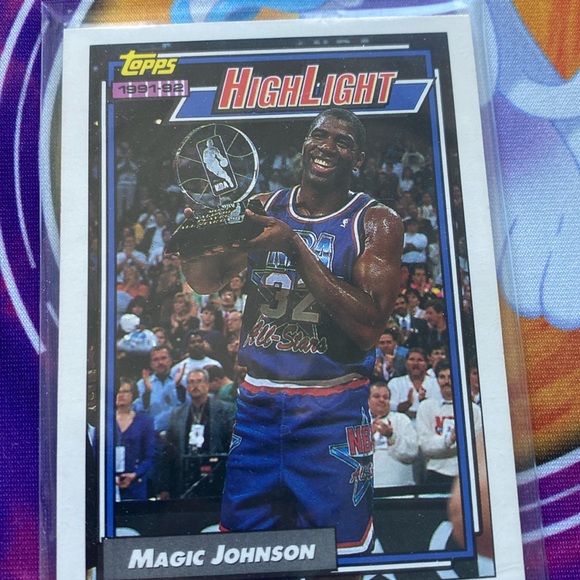 Topps 1991-92 Topps Magic Johnson Los Angeles Lakers - Picture 1 of 4